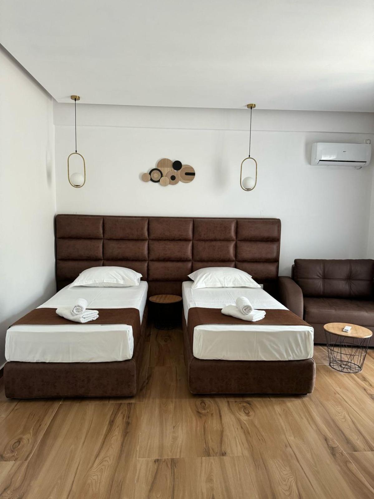 Ansi Paradiso Apartaments Sarande Exterior photo
