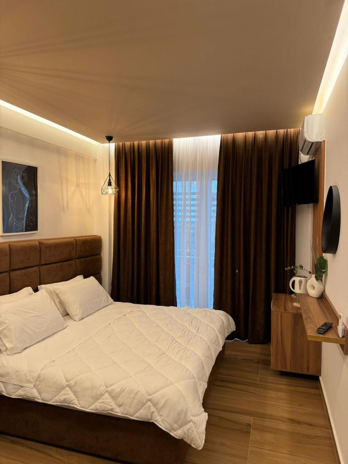 Ansi Paradiso Apartaments Sarande Exterior photo
